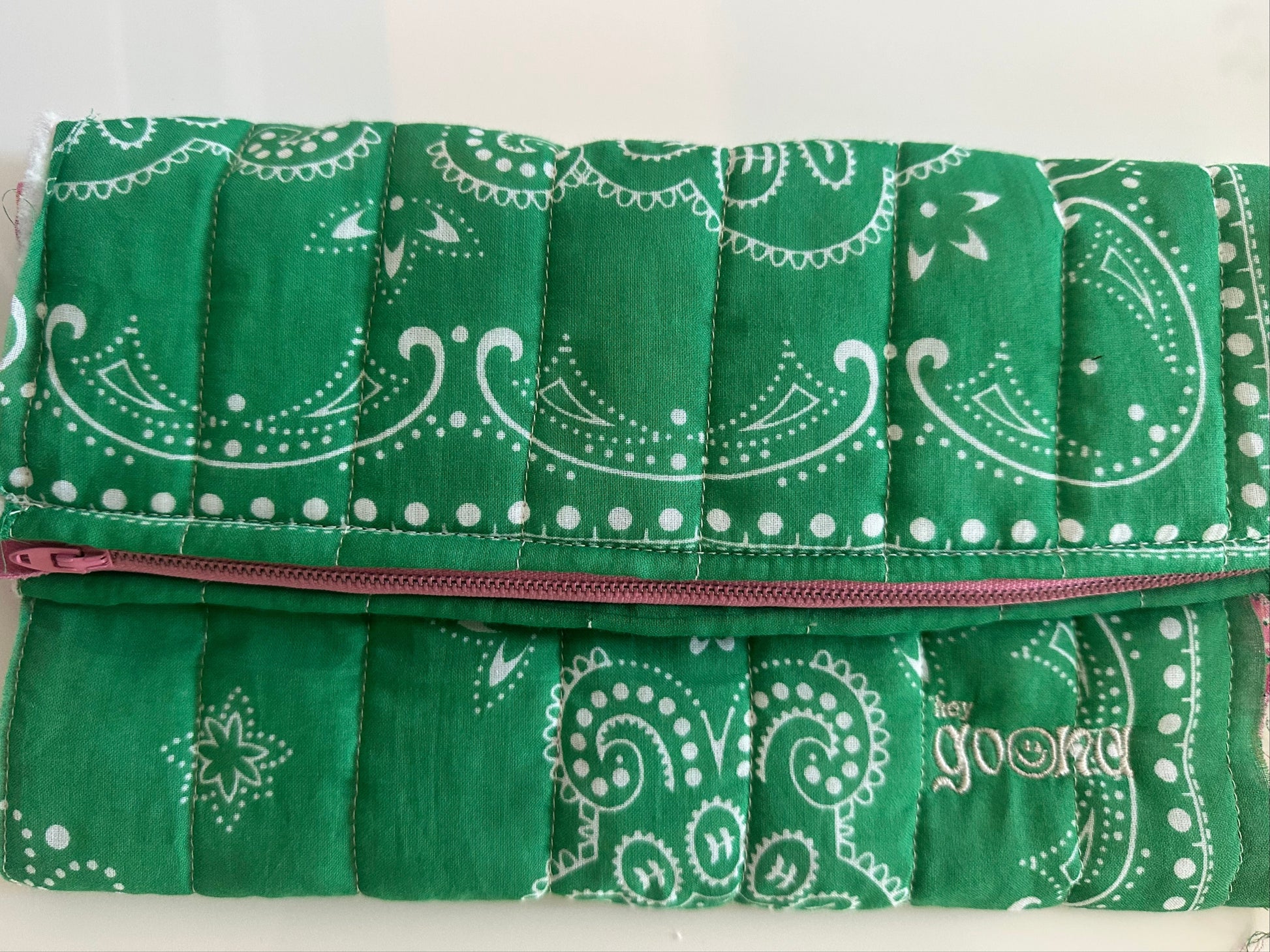 Lou Pouch