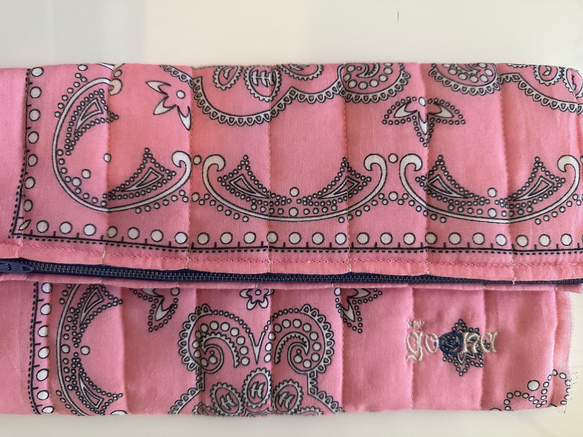 Lou Pouch